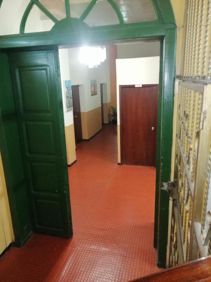 Hostal Victoria Quito Zewnętrze zdjęcie