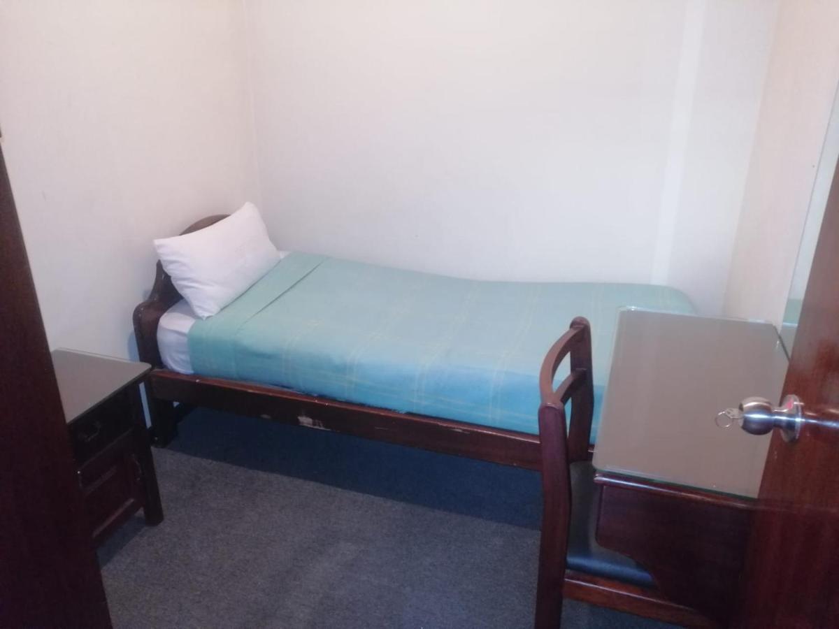 Hostal Victoria Quito Zewnętrze zdjęcie