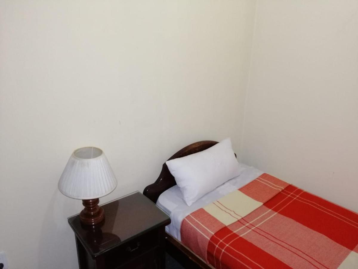 Hostal Victoria Quito Zewnętrze zdjęcie