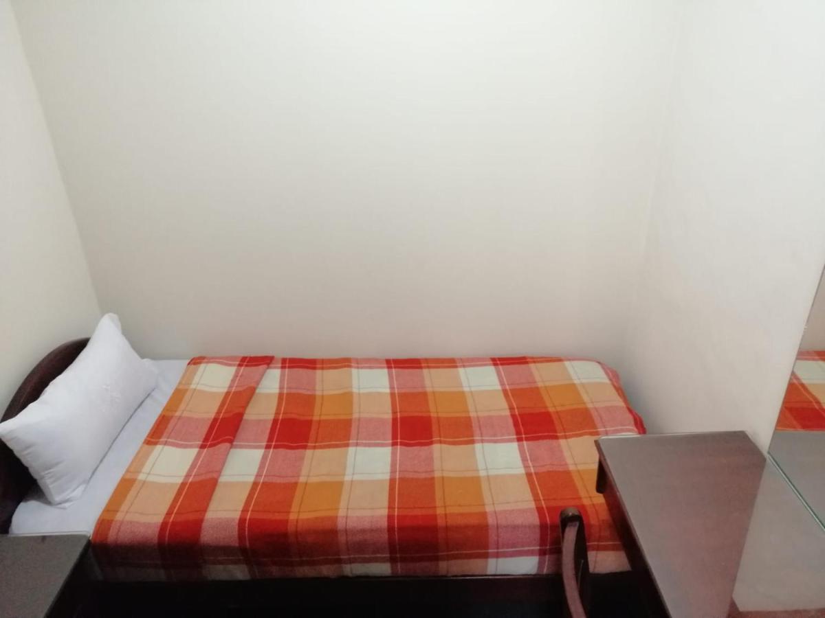 Hostal Victoria Quito Zewnętrze zdjęcie