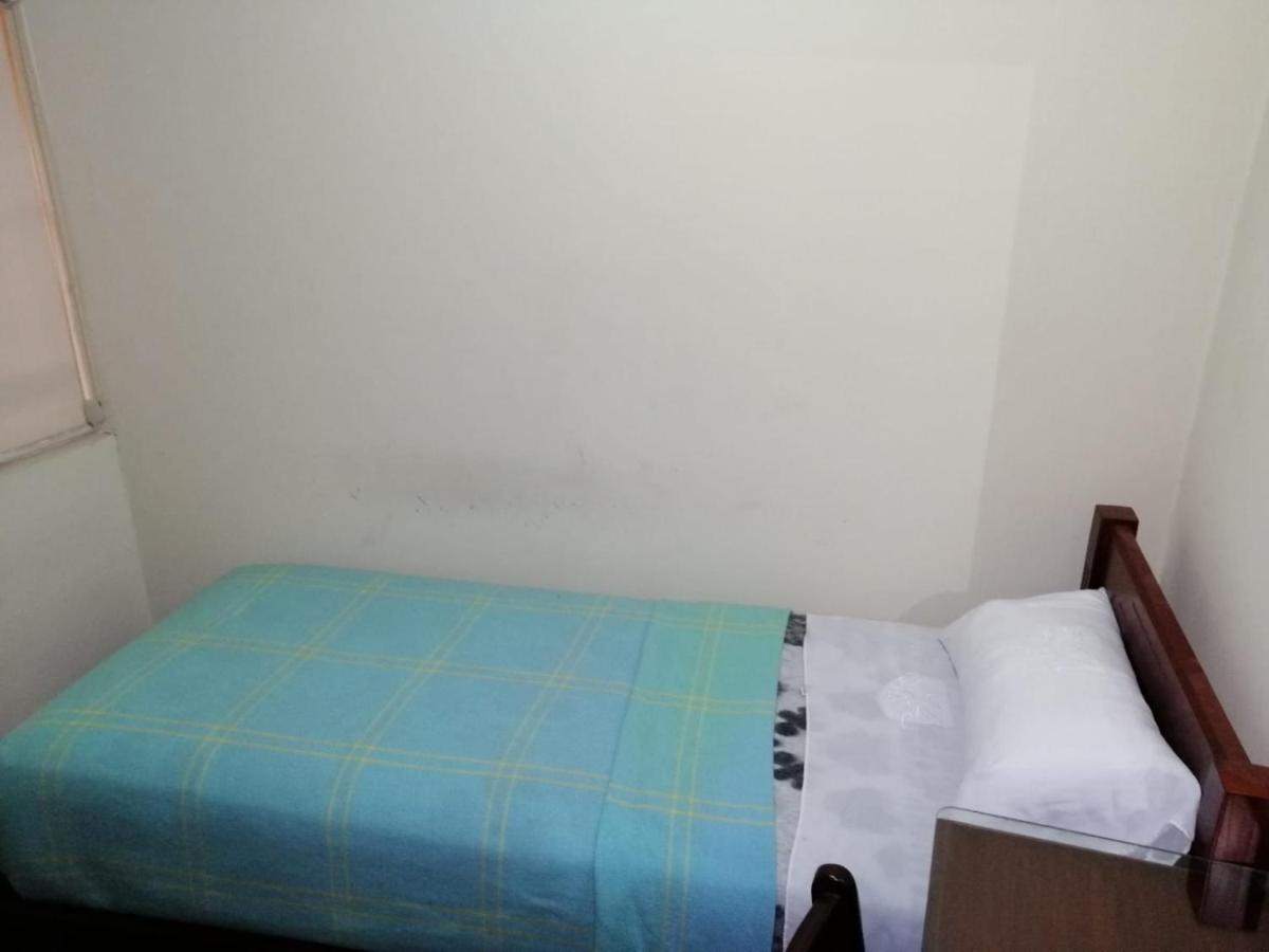 Hostal Victoria Quito Zewnętrze zdjęcie